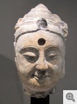 Dinastia Sui: testa di Buddha. 580-600