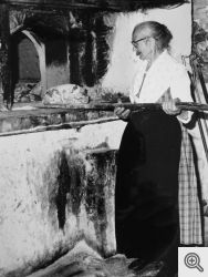 S. Marco in Lamis: una fornaia
