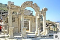Efeso: Tempio di Adriano.