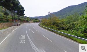 La strada che conduce a S. Marco in Lamis. A sinistra c'è un altro ingresso al convento di Signano.