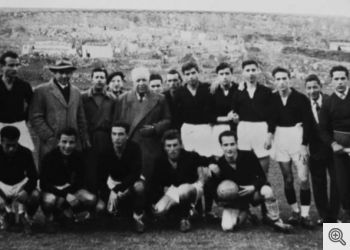 Vecchia foto del 1953 della squadra di calcio di S. Marco in Lamis.