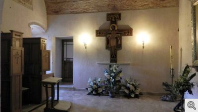 Interno del Santuario di san Matteo S. Marco in Lamis.