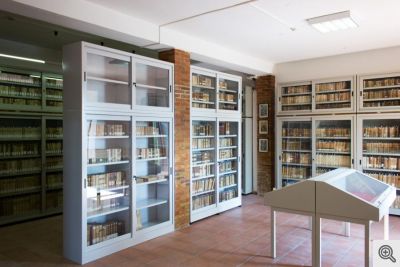 Un ambiente dove è ospitato il Fondo antico nella Biblioteca 'P. Dionisio Piccirilli' a Campobasso.