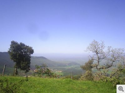 S. Marco in Lamis. Una veduta della Valle di Stignano e del Tavoliere dall'eremo della Trinità.